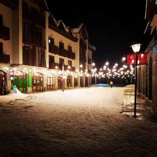 Апарт-отели Smart Apartment Powered By Amazon’s Alexa Гудаури Номер-студио с балконом-18